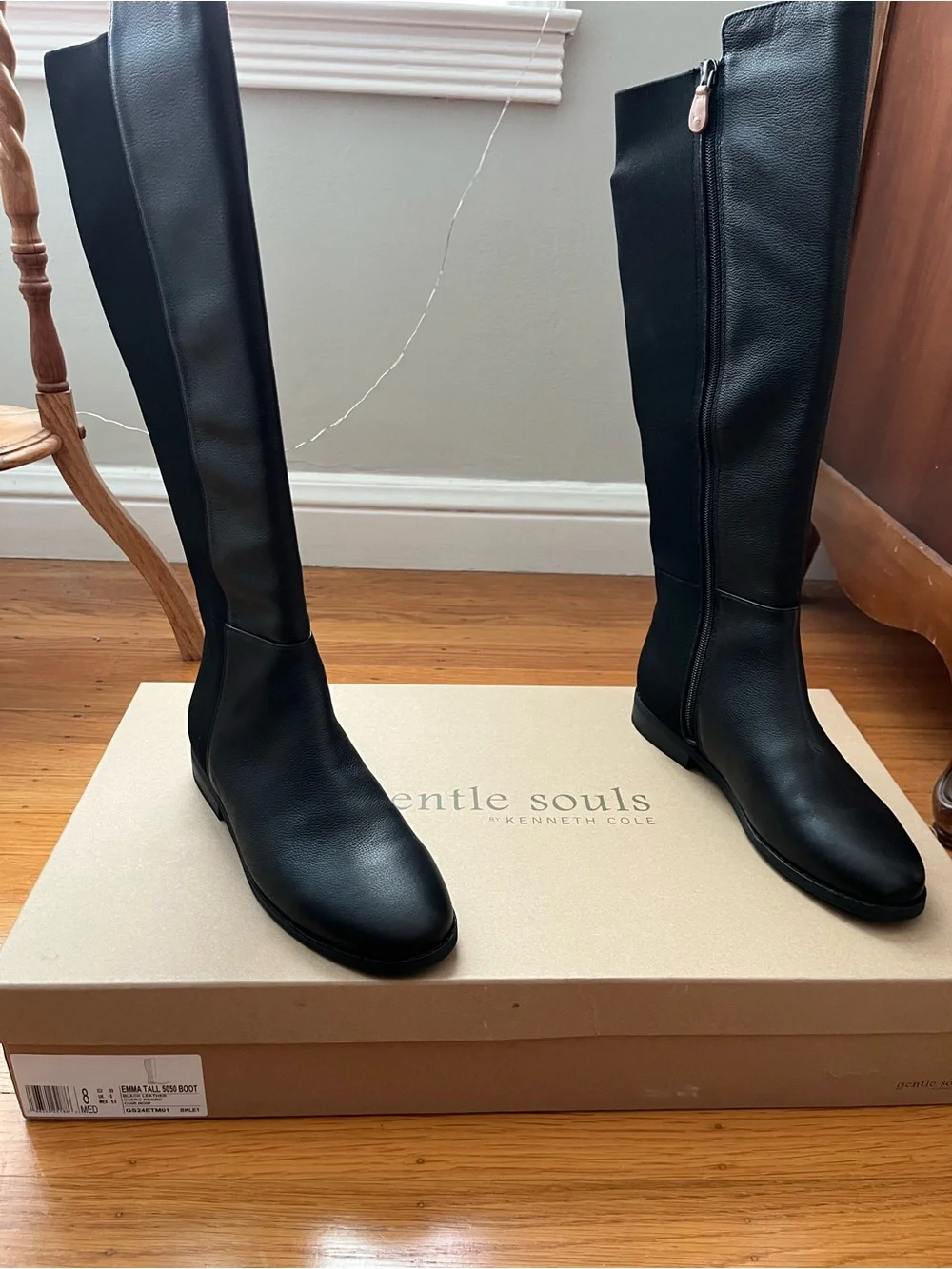 Classic Black Knee-High Women's Riding Boots